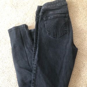 Black hollister jeans size 5
